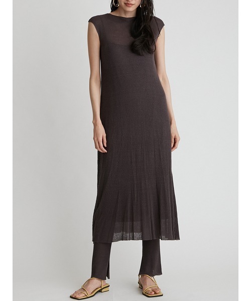 Mila Owen（ミラオーウェン）の「透け感ボートネックフレンチスリーブ