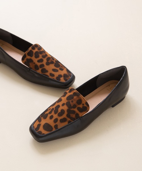 menue（メヌエ）の「スクエアトゥ フラットローファー（ローファー・レディース・グレイッシュベージュ/ブラック/ライトグリーン/アイボリー/ブラック系その他/パイソン/ブラック系その他2/ブラウン/ブラウン系その他/グレー系その他/ブラック系その他3・3L/L/S/LL/M/XS）」の5枚目の写真