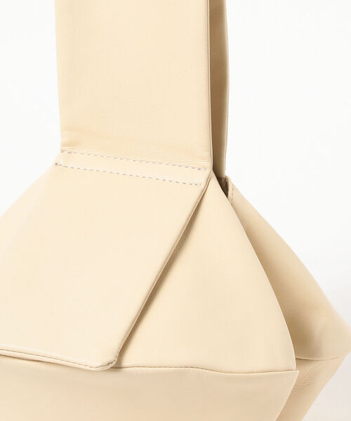 Ray BEAMS（レイビームス）の「anisotea / フラット バッグ（トートバッグ・レディース・ブラック/ベージュ・ONE SIZE）」の13枚目の写真