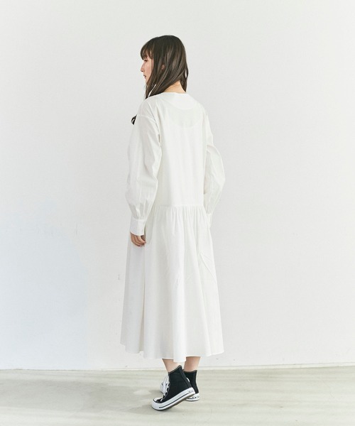 ReNorm（リノーム）の「ローウエストギャザーシャツワンピース（シャツワンピース・レディース・ネイビー/オフホワイト・フリー）」の5枚目の写真