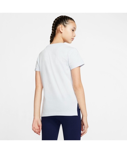 NIKE(ナイキ)の「NIKE/ナイキ G NSW TEE DPTL OUTSIDE/DPTL アウトサイド Tシャツ(Tシャツ/カットソー・キッズ・ホワイト/ライトグレー・160/150/140/130/170)」の9枚目の写真