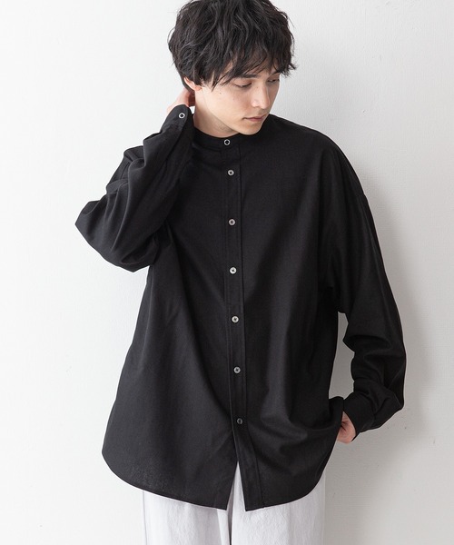 UNIIT(ユニット)の「【UNIIT】コットンリネン バンドカラー(ノーカラー)シャツ ややルーズシルエット(ビッグシルエット)(シャツ/ブラウス・メンズ・ライトブルー/ブラック/ホワイト/ベージュ・MEDIUM/LARGE)」の3枚目の写真