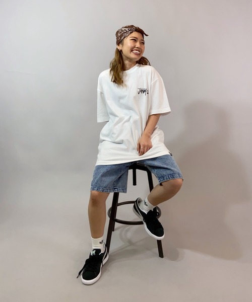 JIMMY'Z（ジミーズ）の「【ムラサキスポーツ別注】JIMMYZ/ジミーズ   ビッグシルエット  バックプリントＴシャツ  JM-MU2103（Tシャツ/カットソー・レディース・ブラック系その他2/ホワイト系その他/ブラック系その他・L/M）」の4枚目の写真