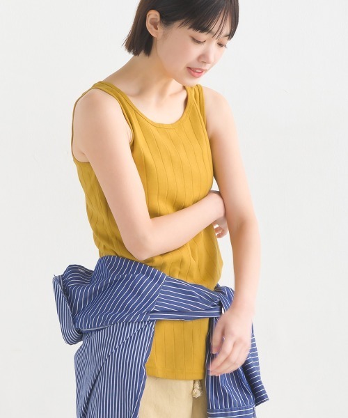 OMNES Another Edition（オムネス アナザーエディション）の「汗染み防止リブ裾ラウンドタンク（タンクトップ・レディース・ホワイト/ラベンダー/ブラック/ベージュ/イエロー/ホワイト×ブラック・FREE）」の6枚目の写真