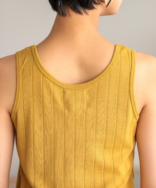 OMNES Another Edition（オムネス アナザーエディション）の「汗染み防止リブ裾ラウンドタンク（タンクトップ・レディース・ホワイト/ラベンダー/ブラック/ベージュ/イエロー/ホワイト×ブラック・FREE）」の8枚目の写真