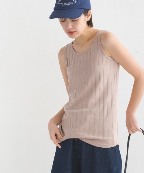 OMNES Another Edition（オムネス アナザーエディション）の「汗染み防止リブ裾ラウンドタンク（タンクトップ・レディース・ホワイト/ラベンダー/ブラック/ベージュ/イエロー/ホワイト×ブラック・FREE）」の21枚目の写真