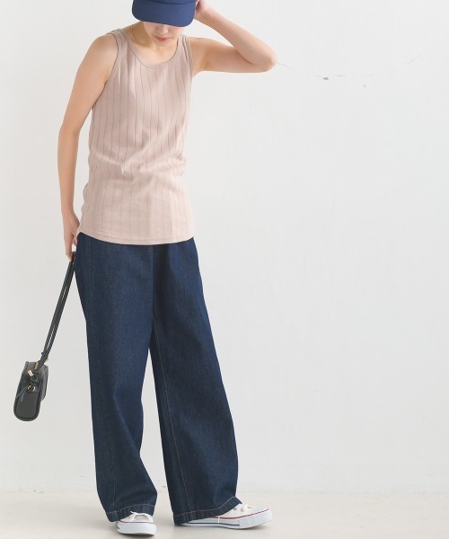 OMNES Another Edition（オムネス アナザーエディション）の「汗染み防止リブ裾ラウンドタンク（タンクトップ・レディース・ホワイト/ラベンダー/ブラック/ベージュ/イエロー/ホワイト×ブラック・FREE）」の22枚目の写真