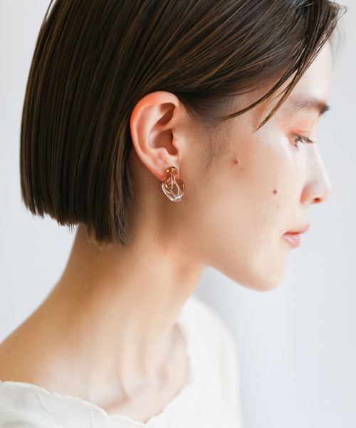 select MOCA（セレクトモカ）の「2021 SS ウェーブフープクリアイヤリング（イヤリング・レディース・ピンク/ライトブラウン・FREE）」の6枚目の写真