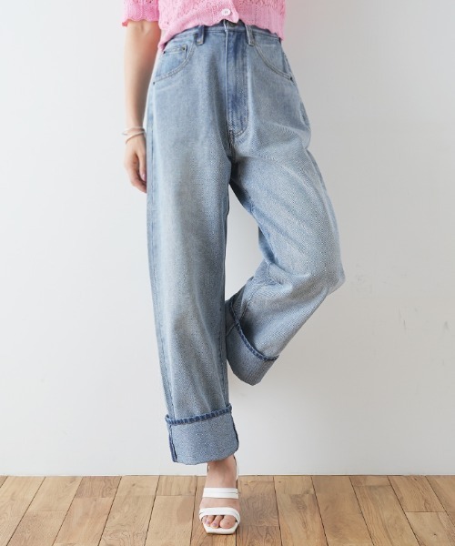 Futier land（フューティアランド）の「ルーズハイウエストロールアップワイドジーンズ（デニムパンツ・レディース・ライトブルー/インディゴブルー・SMALL/MEDIUM/LARGE）」の4枚目の写真