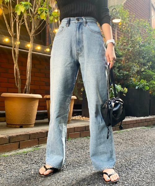 Futier land（フューティアランド）の「ルーズハイウエストロールアップワイドジーンズ（デニムパンツ・レディース・ライトブルー/インディゴブルー・SMALL/MEDIUM/LARGE）」の7枚目の写真