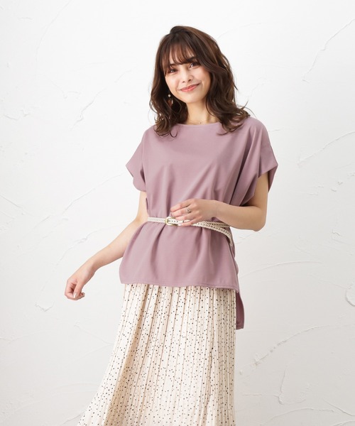 NAVY(ネイビー)の「半袖Tシャツ(シャツ/ブラウス・レディース・ブラック/ピンク/イエロー/ブルー/アイボリー・フリー)」の1枚目の写真