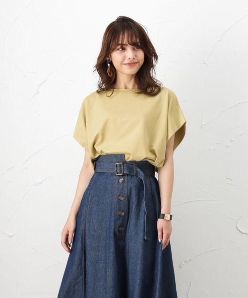 NAVY(ネイビー)の「半袖Tシャツ(シャツ/ブラウス・レディース・ブラック/ピンク/イエロー/ブルー/アイボリー・フリー)」の5枚目の写真