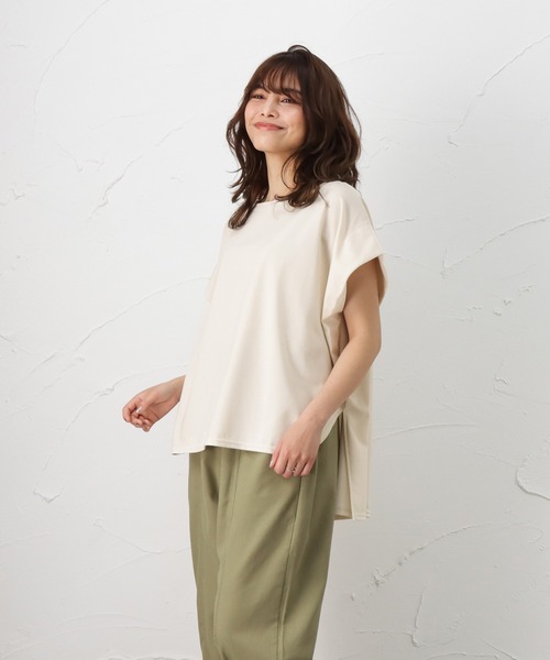 NAVY(ネイビー)の「半袖Tシャツ(シャツ/ブラウス・レディース・ブラック/ピンク/イエロー/ブルー/アイボリー・フリー)」の12枚目の写真