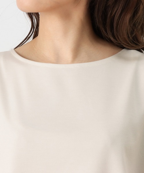 NAVY(ネイビー)の「半袖Tシャツ(シャツ/ブラウス・レディース・ブラック/ピンク/イエロー/ブルー/アイボリー・フリー)」の22枚目の写真