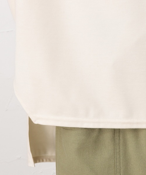 NAVY(ネイビー)の「半袖Tシャツ(シャツ/ブラウス・レディース・ブラック/ピンク/イエロー/ブルー/アイボリー・フリー)」の16枚目の写真