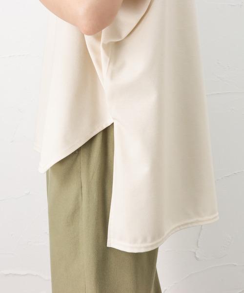 NAVY(ネイビー)の「半袖Tシャツ(シャツ/ブラウス・レディース・ブラック/ピンク/イエロー/ブルー/アイボリー・フリー)」の10枚目の写真