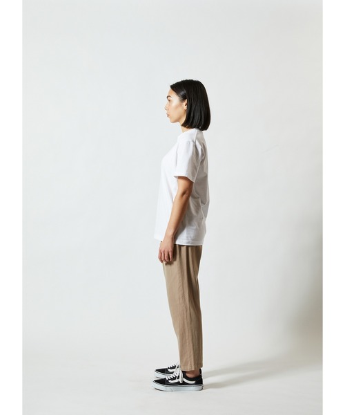 United Athle(ユナイテッドアスレ)の「5.6オンス ハイクオリティー Tシャツ 〈アダルト〉 サンドカーキ(Tシャツ/カットソー・メンズ・カーキブラウン・SMALL/MEDIUM/LARGE/X-LARGE/XX-LARGE)」の5枚目の写真