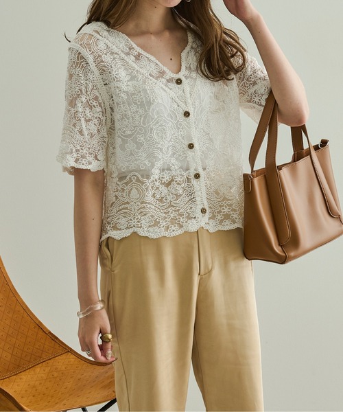 Ambre Neige（アンブルネージュ）の「シースルー刺繍ブラウス／【WEB/EC限定商品】（シャツ/ブラウス・レディース・ホワイト/ベージュ・FREE）」の3枚目の写真