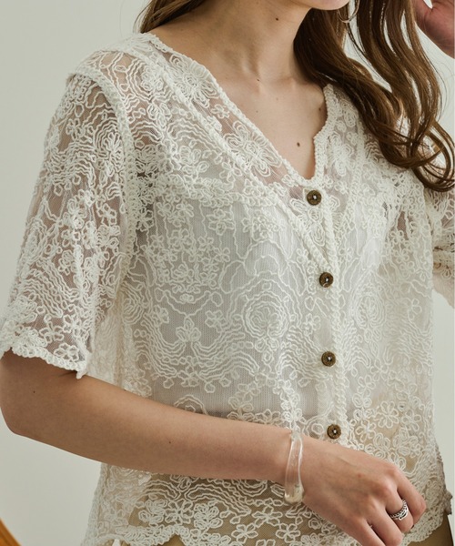 Ambre Neige（アンブルネージュ）の「シースルー刺繍ブラウス／【WEB/EC限定商品】（シャツ/ブラウス・レディース・ホワイト/ベージュ・FREE）」の7枚目の写真