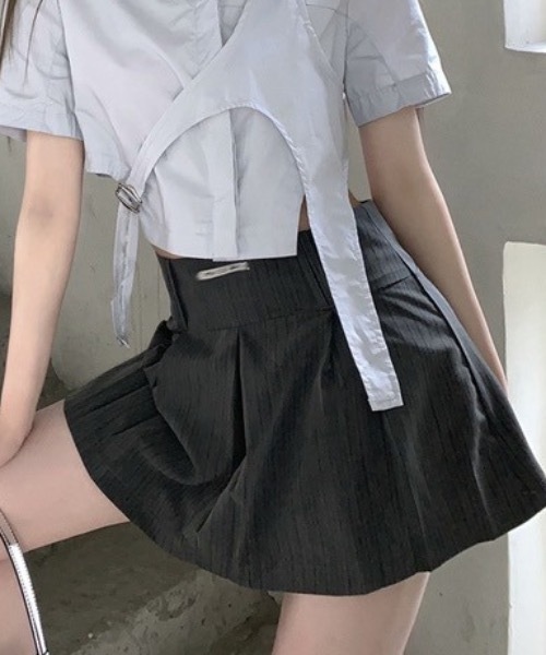 KOR（ケーオーアール）の「韓国　ワンポイントプリーツミニスカート（スカート・レディース・グレー・S/M/L）」の12枚目の写真