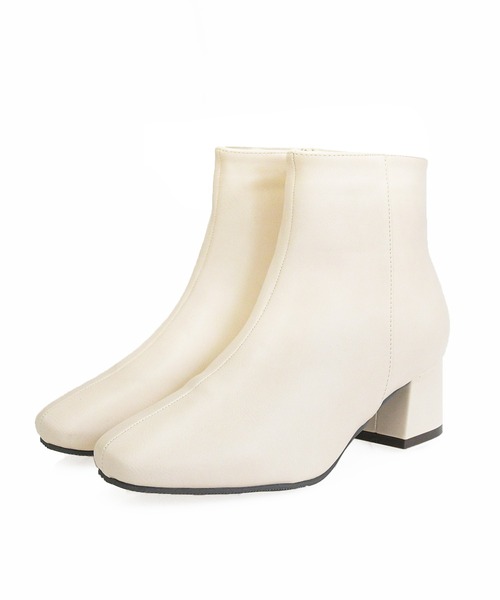 sango（sango）の「スクエアトゥチャンキーローヒールショートブーツ（ブーツ・レディース・ブラック/ダークブラウン/アイボリー/グレイッシュベージュ・LL/3L/SS/S/M/L）」の22枚目の写真