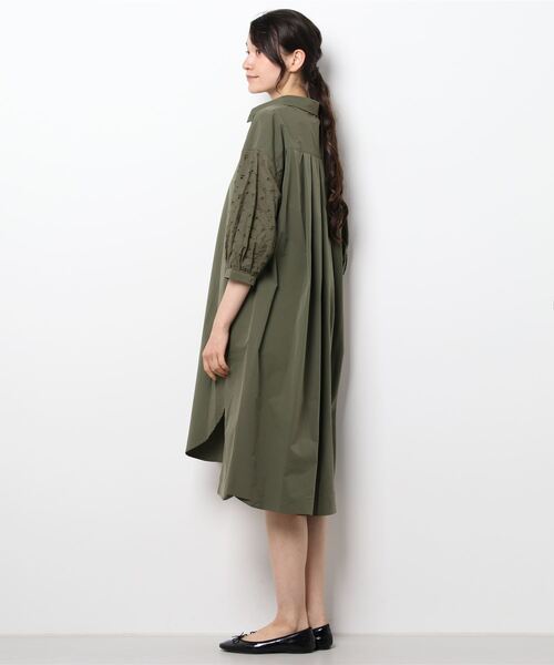 NICOLE white（ニコルホワイト）の「袖カットワークレースワンピース（ワンピース・レディース・ブラック/オフホワイト/カーキ・FREE）」の5枚目の写真