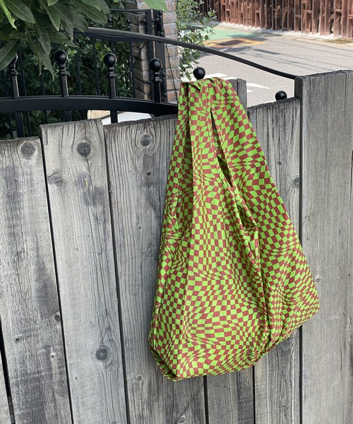 BAGGU(バグー)の「BAGGU/バグゥ STANDARD(エコバッグ/サブバッグ・レディース・イエロー/レッド/パープル/ホワイト/グリーン/ベージュ/ローズ/ブルー/グレー/ピンク・FREE)」の5枚目の写真