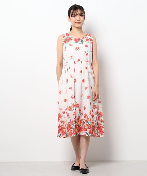 nougatine（ヌガティーヌ）の「綿100% 花柄 ノースリーブワンピース（ワンピース・レディース・オフホワイト・MEDIUM）」の4枚目の写真
