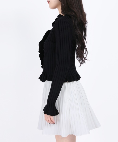 WC（ダブル シー）の「フリルニットカーディガン（カーディガン/ボレロ・レディース・ベージュ/グリーン/パープル/ブラック・FREE）」の6枚目の写真