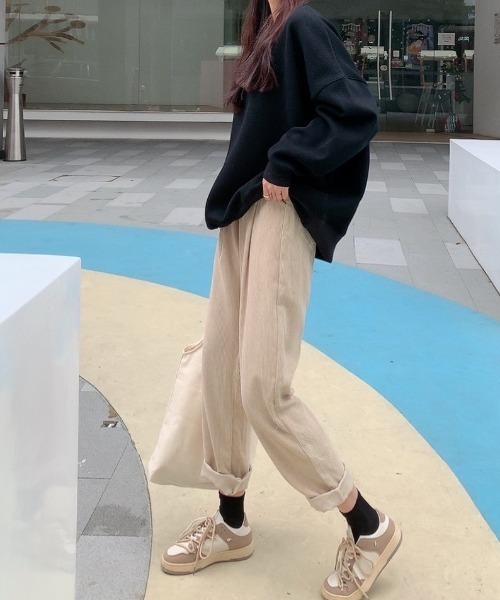 Diosfront（ディオスフロント）の「コーデュロイタックセミワイドパンツ（その他パンツ・レディース・ブラック/ベージュ/パープル/モカ・S/M/L）」の14枚目の写真