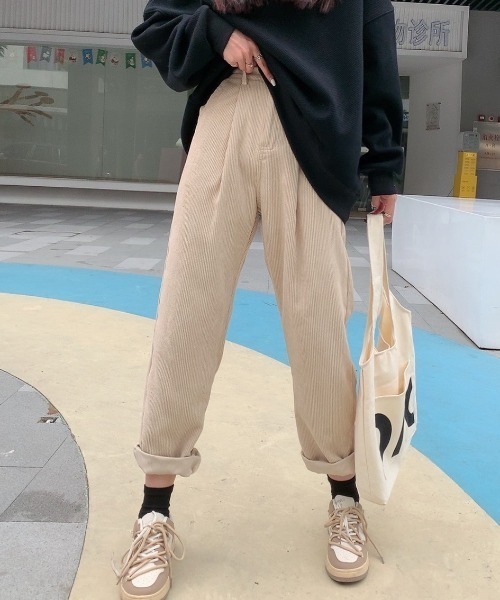 Diosfront（ディオスフロント）の「コーデュロイタックセミワイドパンツ（その他パンツ・レディース・ブラック/ベージュ/パープル/モカ・S/M/L）」の19枚目の写真