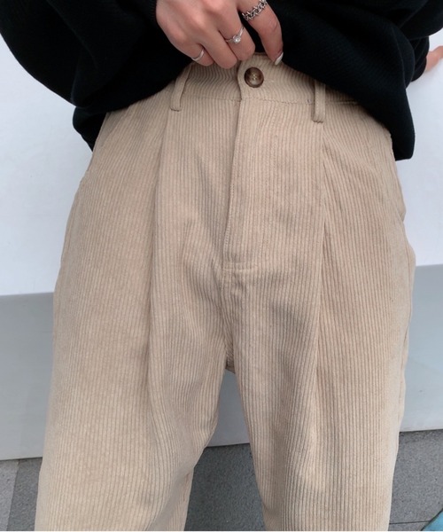 Diosfront（ディオスフロント）の「コーデュロイタックセミワイドパンツ（その他パンツ・レディース・ブラック/ベージュ/パープル/モカ・S/M/L）」の20枚目の写真