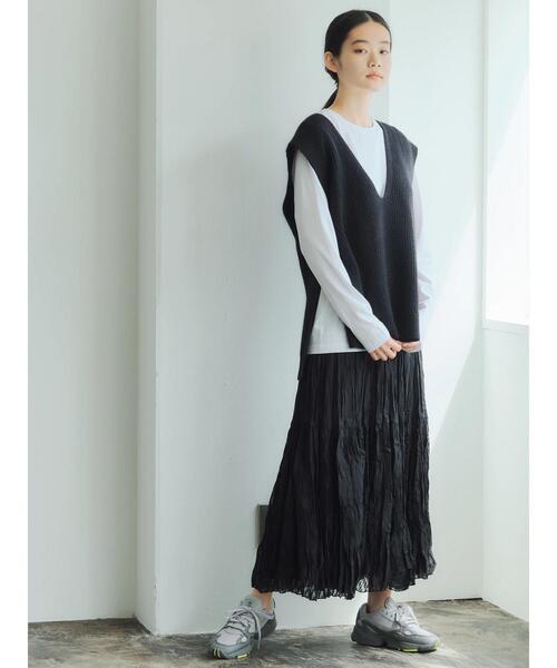 GARAGE OF GOOD CLOTHING(ガレージオブグッドクロージング)の「ウールラクーン混Vネックベスト*(ニット/セーター・レディース・ベージュ系その他2/ブラック・FREE)」の7枚目の写真