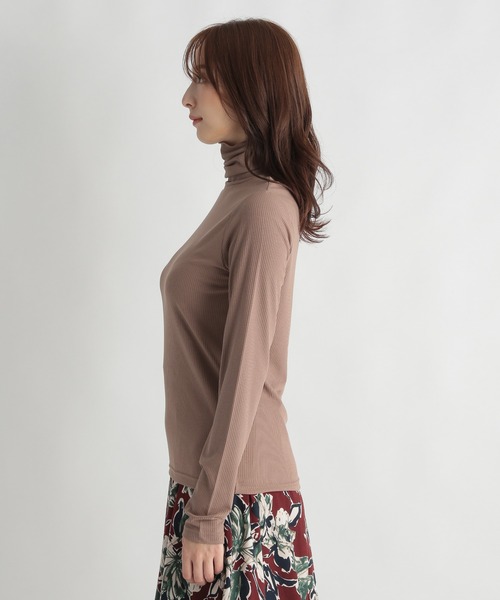 Andemiu（アンデミュウ）の「カットリブタートル239493（Tシャツ/カットソー・レディース・オフホワイト/モカ/ブルー/ブラック・FREE）」の22枚目の写真