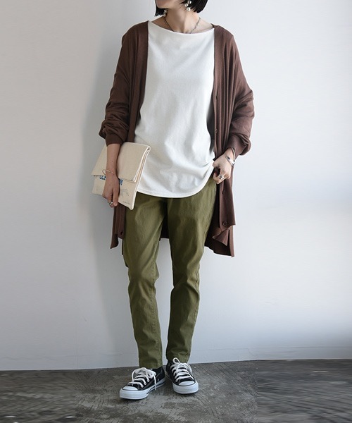 and it_(アンドイット)の「ストレッチツイルルーズテーパードパンツ(その他パンツ・レディース・ブラック/ベージュ/カーキ・M/3L/L/LL/4L)」の4枚目の写真
