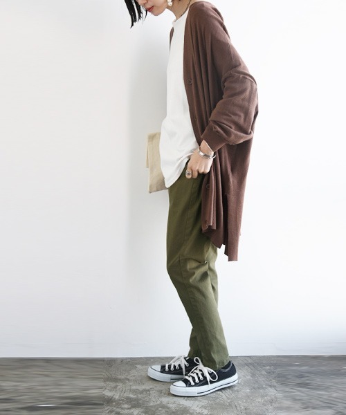 and it_(アンドイット)の「ストレッチツイルルーズテーパードパンツ(その他パンツ・レディース・ブラック/ベージュ/カーキ・M/3L/L/LL/4L)」の5枚目の写真