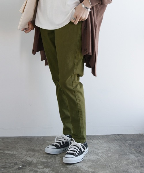 and it_(アンドイット)の「ストレッチツイルルーズテーパードパンツ(その他パンツ・レディース・ブラック/ベージュ/カーキ・M/3L/L/LL/4L)」の6枚目の写真