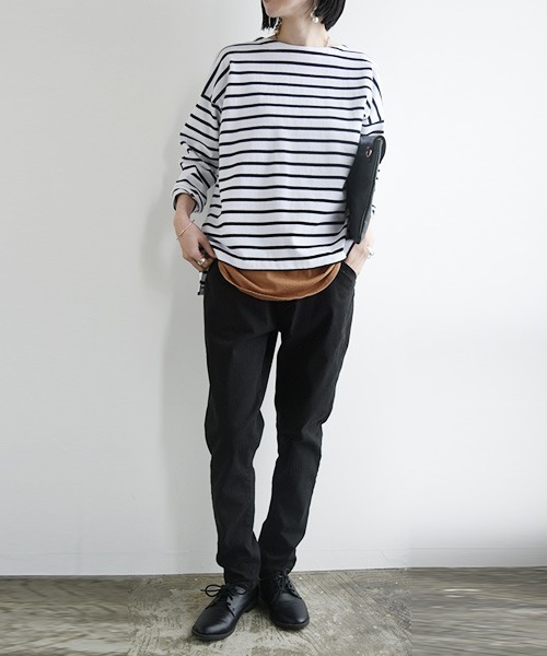 and it_(アンドイット)の「ストレッチツイルルーズテーパードパンツ(その他パンツ・レディース・ブラック/ベージュ/カーキ・M/3L/L/LL/4L)」の7枚目の写真