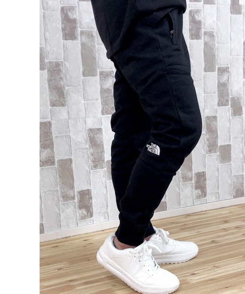 THE NORTH FACE(ザノースフェイス)の「ワンポイントロゴスウェットジョガーパンツ「Nse Pant」(スウェットパンツ・メンズ・ブラック・L/M/S/XL/XXL/XS)」の3枚目の写真