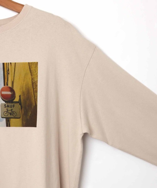andme（アンドミー）の「コットン天竺長袖ラウンドヘムフォトプリントTシャツ（Tシャツ/カットソー・レディース・ホワイト系その他/グレー系その他/ベージュ系その他/ホワイト系その他2/グレー系その他2/ベージュ系その他2・M）」の9枚目の写真