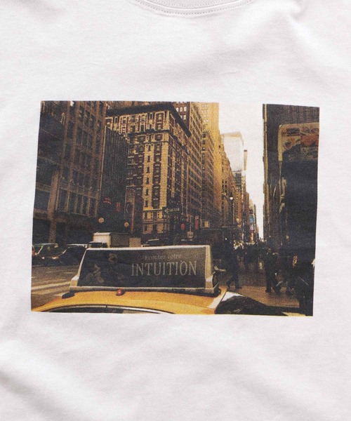 andme（アンドミー）の「コットン天竺長袖ラウンドヘムフォトプリントTシャツ（Tシャツ/カットソー・レディース・ホワイト系その他/グレー系その他/ベージュ系その他/ホワイト系その他2/グレー系その他2/ベージュ系その他2・M）」の16枚目の写真