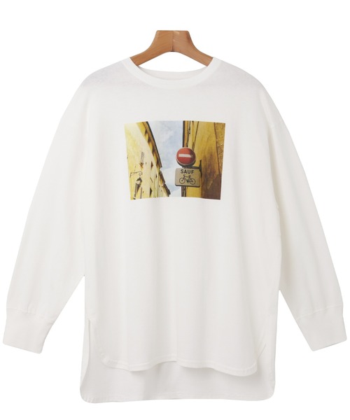 andme（アンドミー）の「コットン天竺長袖ラウンドヘムフォトプリントTシャツ（Tシャツ/カットソー・レディース・ホワイト系その他/グレー系その他/ベージュ系その他/ホワイト系その他2/グレー系その他2/ベージュ系その他2・M）」の10枚目の写真
