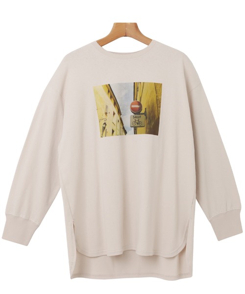 andme（アンドミー）の「コットン天竺長袖ラウンドヘムフォトプリントTシャツ（Tシャツ/カットソー・レディース・ホワイト系その他/グレー系その他/ベージュ系その他/ホワイト系その他2/グレー系その他2/ベージュ系その他2・M）」の21枚目の写真