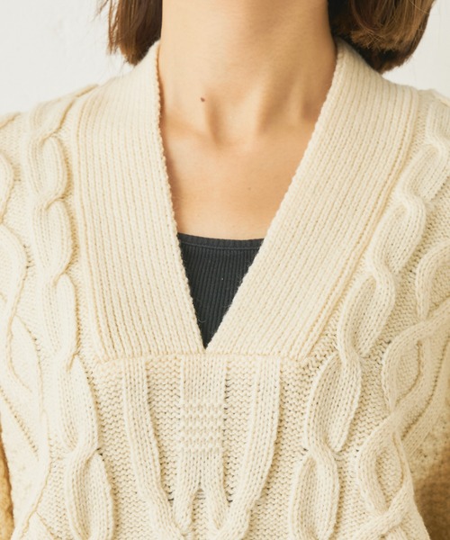 Lui's(ルイス)の「ケーブルVネックニット(ニット/セーター・レディース・オフホワイト/ブルー/グリーン・FREE)」の13枚目の写真