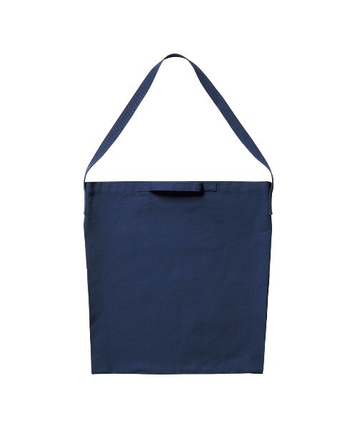 TRUSS(トラス)の「【TRUSS】スクエア キャンバスショルダーバッグ スリングバッグ SHB-027 ※(ショルダーバッグ・レディース・アイボリー/ブラック/ネイビー・FREE)」の3枚目の写真