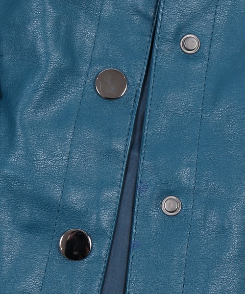 Figments（フィグメンツ）の「クロップドフェイクレザージャケット（ライダースジャケット・レディース・ブルー/ブラック/パープル・FREE）」の12枚目の写真