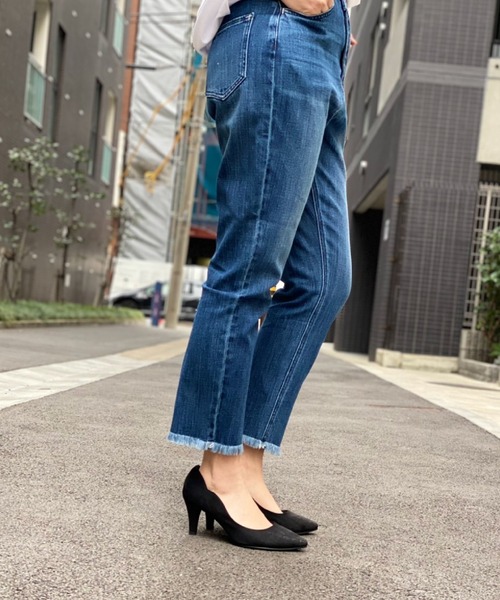 WHEIR（ウェア）の「WHEIR クロスストレートデニムパンツ（デニムパンツ・レディース・ダークインディゴブルー/ライトインディゴブルー/ワンウォッシュ・23/24/25/26/27）」の20枚目の写真