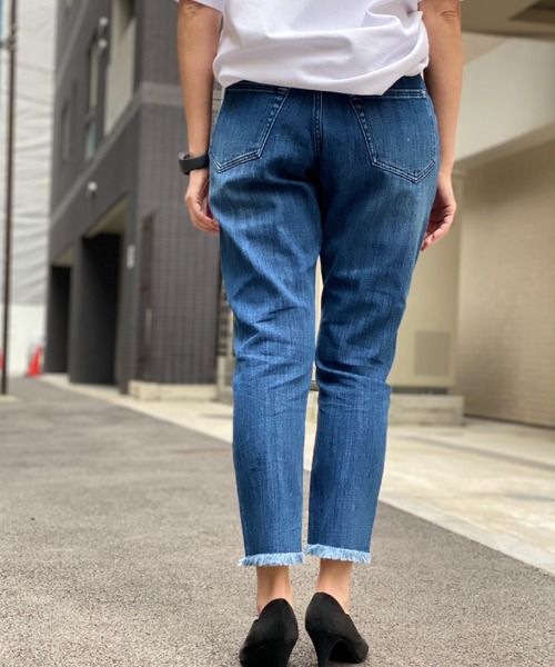 WHEIR（ウェア）の「WHEIR クロスストレートデニムパンツ（デニムパンツ・レディース・ダークインディゴブルー/ライトインディゴブルー/ワンウォッシュ・23/24/25/26/27）」の21枚目の写真