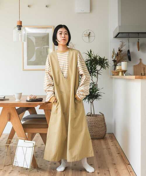 FORK&SPOON（フォークアンドスプーン）の「FORK&SPOON　Uネックワンピース（ワンピース・レディース・インディゴブルー/キャメル・ONE）」の22枚目の写真