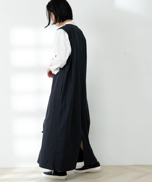 FORK&SPOON（フォークアンドスプーン）の「FORK&SPOON　Uネックワンピース（ワンピース・レディース・インディゴブルー/キャメル・ONE）」の12枚目の写真